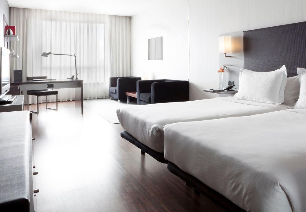 Ac Hotel By Marriott Madrid Airport Coslada Exteriér fotografie
