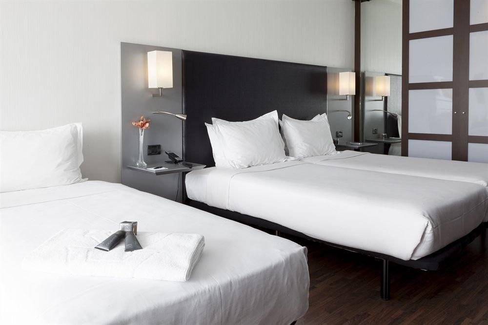 Ac Hotel By Marriott Madrid Airport Coslada Exteriér fotografie