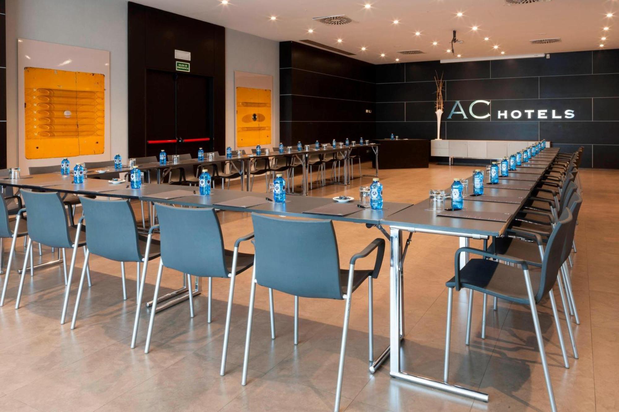Ac Hotel By Marriott Madrid Airport Coslada Exteriér fotografie